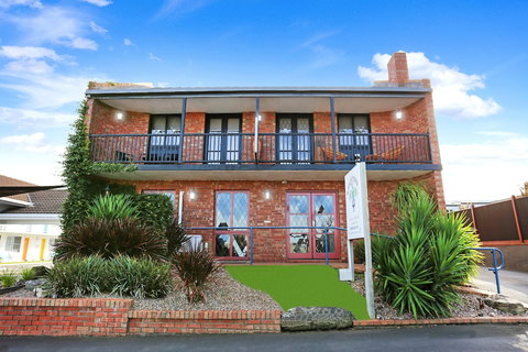 Tudor Motor Inn Warrnambool - Tourism Adelaide 0