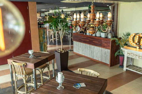 Mullaloo Beach Hotel & Apartments - Tourism Adelaide 1