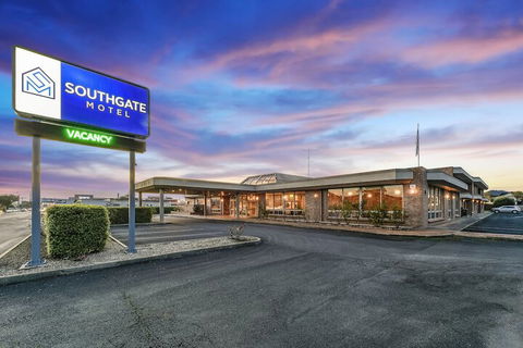 Southgate Motel - Tourism Adelaide 1