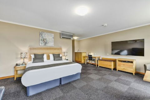 Southgate Motel - Tourism Adelaide 0