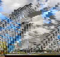 Meriton Suites Broadbeach Gold Coast - Tourism Adelaide