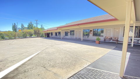 Sapphire City Motor Inn, Inverell - Tourism Adelaide 0