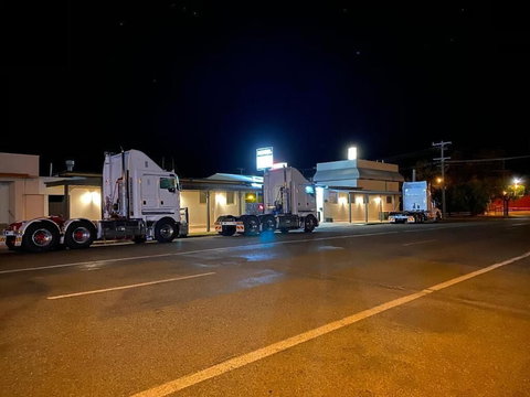 Ben Hall Motor Inn - Tourism Adelaide 0