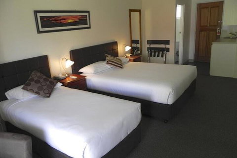 Moore Park Inn - Tourism Adelaide 5