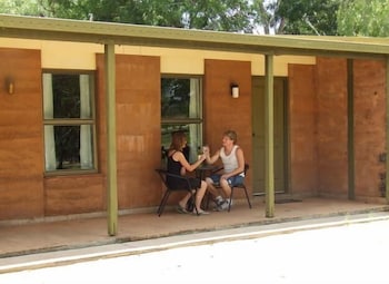 Territory Manor Motel & Caravan Park - Tourism Adelaide 0