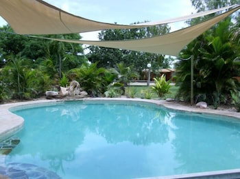 Territory Manor Motel & Caravan Park - Tourism Adelaide 1
