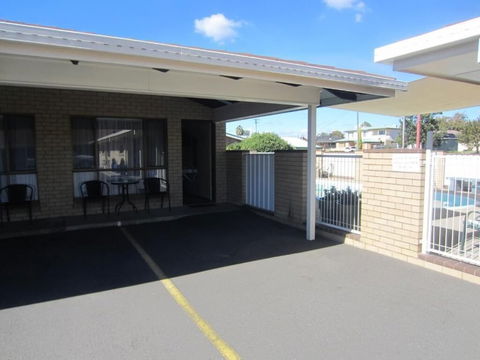 Top Of The Town Motel - Tourism Adelaide 1