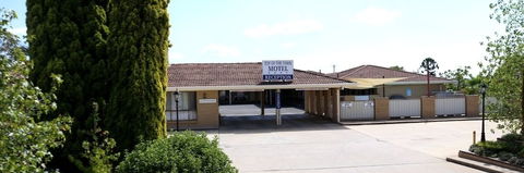 Top Of The Town Motel - Tourism Adelaide 0
