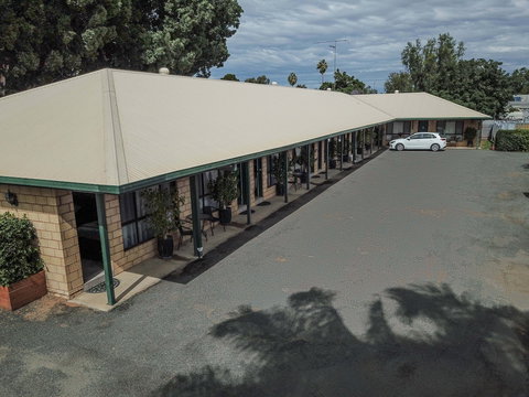 Darling River Motel - Tourism Adelaide 0