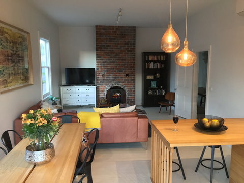 Signature On Gunn - Tourism Adelaide 3