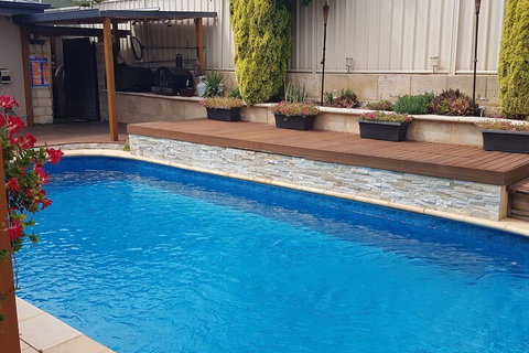 Ocean Reef Homestay - Tourism Adelaide 2