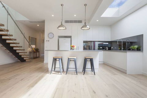 Boutique Stays Contempo - Tourism Adelaide 3