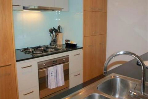 Docklands Prestige Apartments - Tourism Adelaide 4