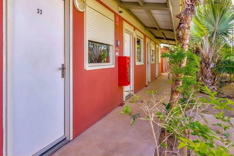 Econo Lodge Karratha - Tourism Adelaide 4