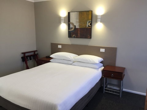 Eaglehawk Motel - Tourism Adelaide 4