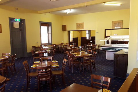 Copper Coast Hotel - Tourism Adelaide 5