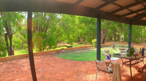 Yallingup Pet Friendly Bush Retreat - Tourism Adelaide 3