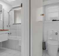 Long Beach House Apartments Sandy Bay - Tourism Adelaide