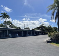 Queens Beach Motor Hotel - Tourism Adelaide