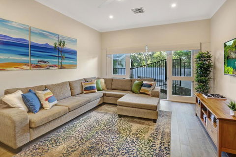 The Pod - Tourism Adelaide 6