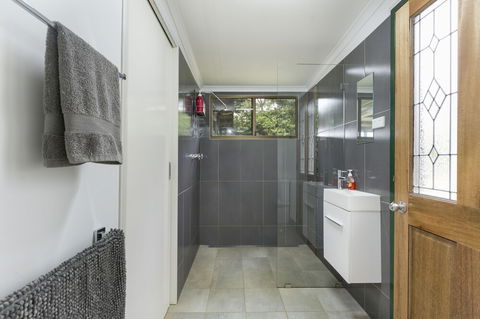 Mena Creek Flower House - Tourism Adelaide 6