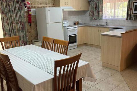 Esperance Holiday Apartment - Tourism Adelaide 6