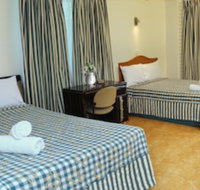 Queenslander Motel - Tourism Adelaide