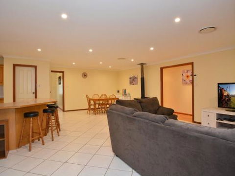 Merewether Homestead With Pool & Family Friendly - Tourism Adelaide 4