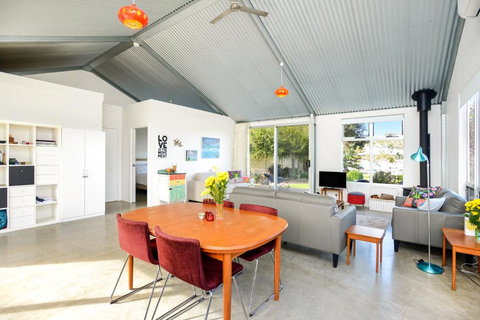 Goolwa Pelican Cottage - Tourism Adelaide 4