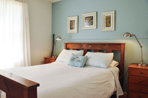 FALMOUTH Seadrift Cottage - Tourism Adelaide 5