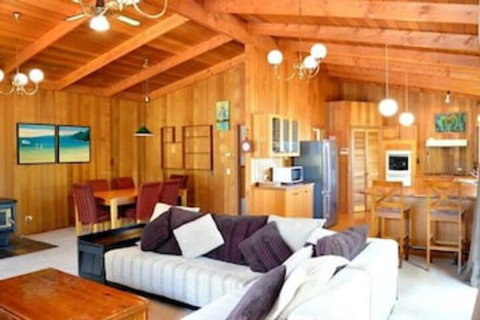 Lisieux - Tourism Adelaide 1