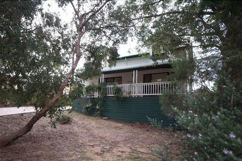 Cliff House Cottage - Tourism Adelaide 1