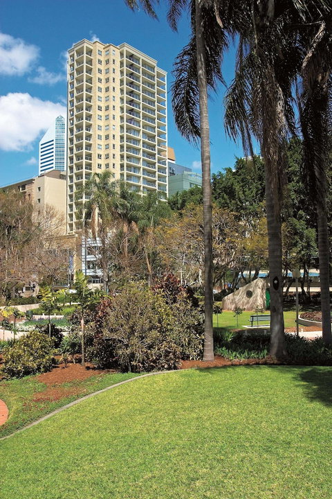 Oaks Brisbane Lexicon Suites - Tourism Adelaide 4