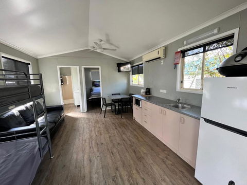 Kingfisher Caravan Park - Tourism Adelaide 3