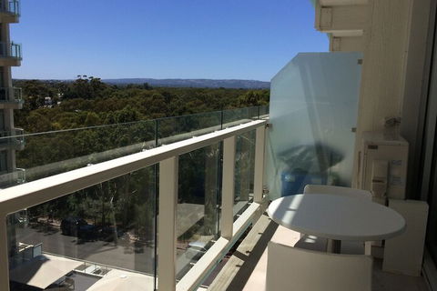 Luxurious Apartments Near City - Tourism Adelaide 7