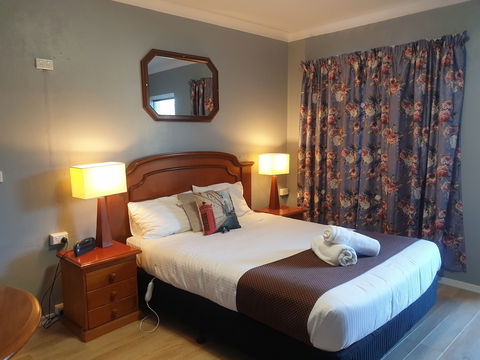 Valley View Motel - Tourism Adelaide 5