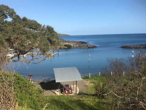 Penneshaw Oceanview Apartments - Tourism Adelaide 6