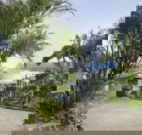 Crusoe's Beach House Ocean Views