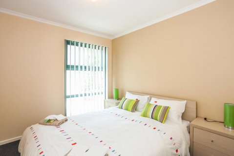 Anglesea River Apartments 2 Bed Unit 2 / 4 - Tourism Adelaide 3