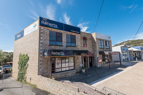 Astro Place - Tourism Adelaide 1