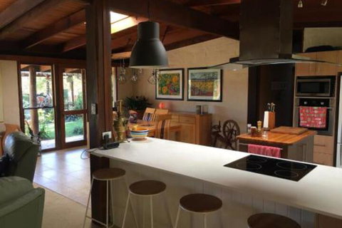 Hinterland Hideaway - Tourism Adelaide 2