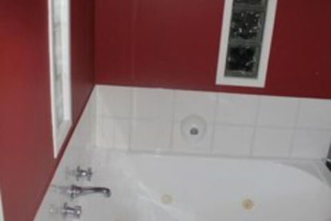 Rochester Motel - Tourism Adelaide 7