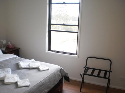 Riverdowns Cottage - Tourism Adelaide 0
