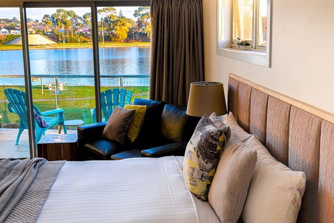 Ulverstone River Edge Apartments - Tourism Adelaide 2