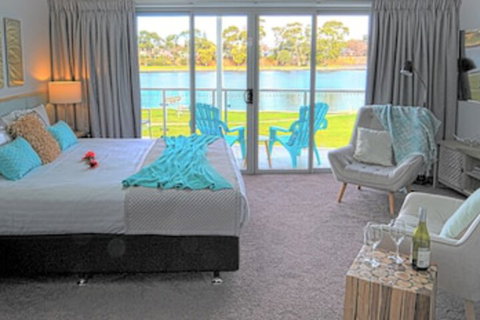 Ulverstone River Edge Apartments - Tourism Adelaide 0