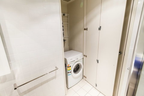 WESLEY, 2BDR Carlton Apartment - Tourism Adelaide 0