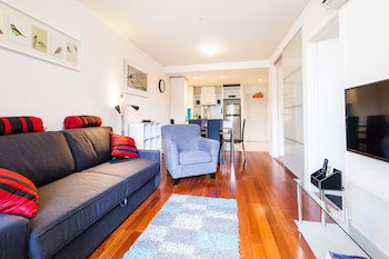 WESLEY, 2BDR Carlton Apartment - Tourism Adelaide 1