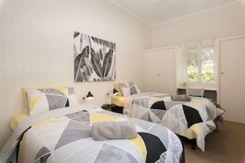 Tallywood 4 Bedroom - Tourism Adelaide 6
