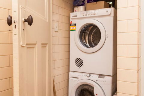 MADELINE, 1BDR Fitzroy Apartment - Tourism Adelaide 2