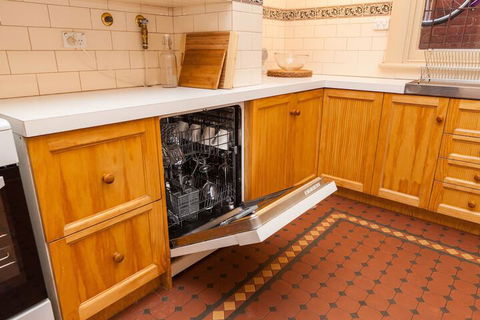 MADELINE, 1BDR Fitzroy Apartment - Tourism Adelaide 5